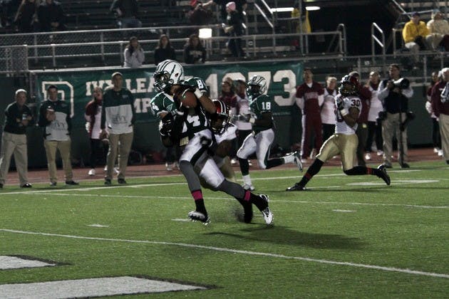 10.29.12.sports.football1