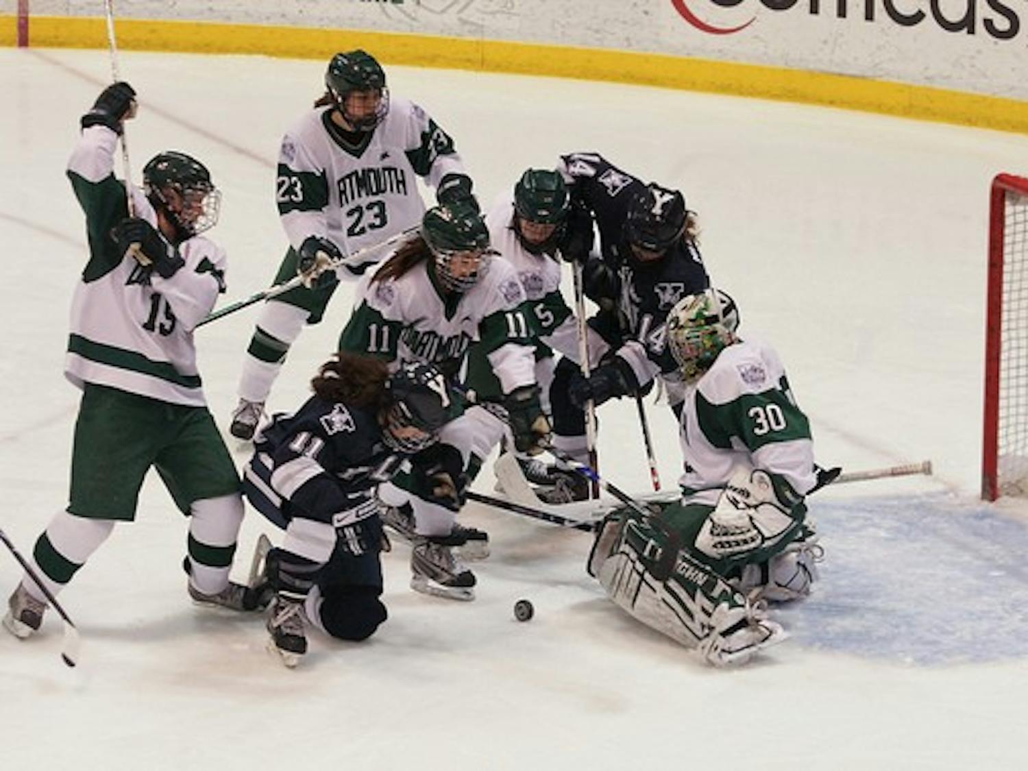 The women's hockey team extended its winning streak to four games with victories against Yale and Brown.