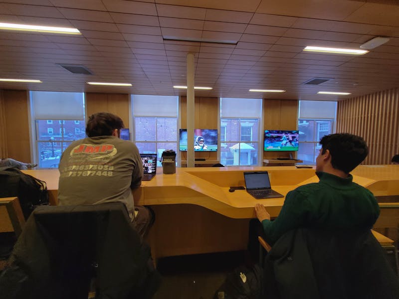 Students and faculty weigh in on risks, appeal of sports betting