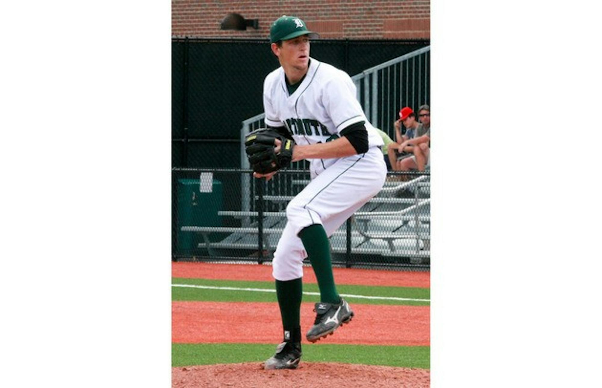 After losing the first two games of a four-game series to Harvard, the Big Green baseball rallied on Sunday, winning the third game 9-0 and the fourth 9-7.