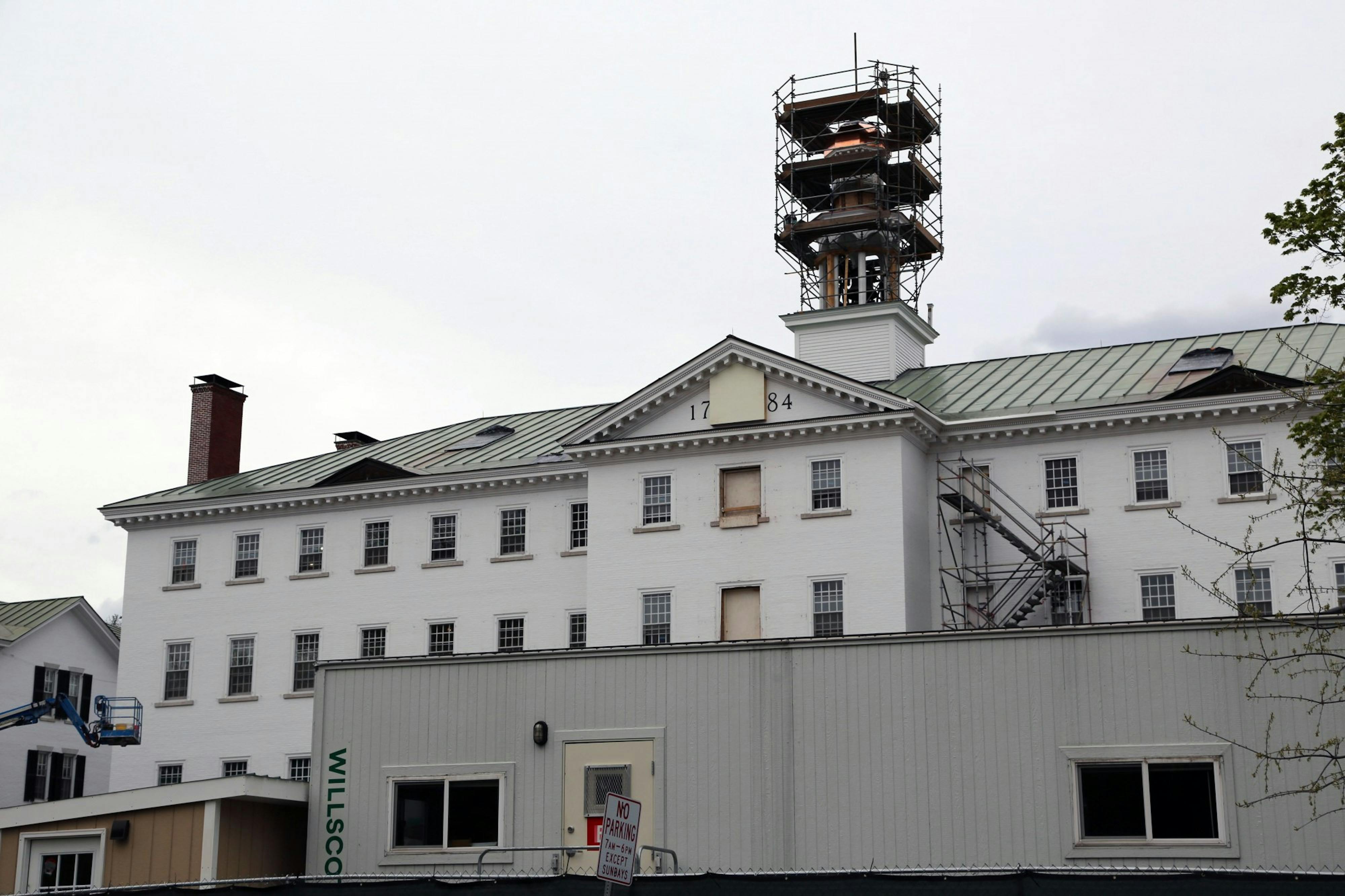 5-9-21-dartmouthhallconstruction-nainabhalla