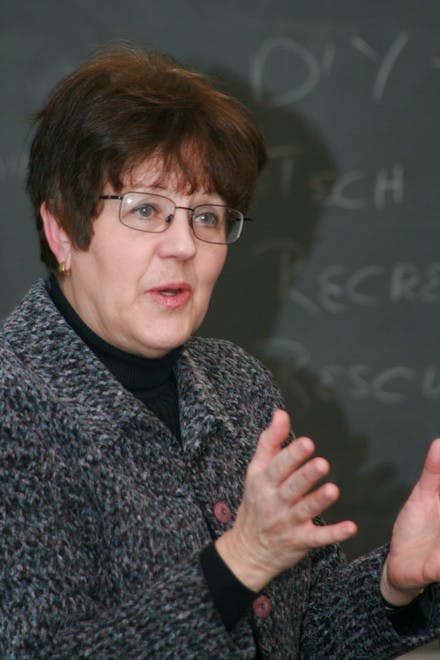 Government professor Linda Fowler discussed the challenges President Barack Obama may face in attempting to further his policy agenda.