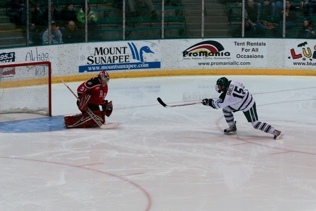 Men's hockey soundly defeated RPI Friday night in Hanover, but was unable to secure a victory over Union College Saturday.
