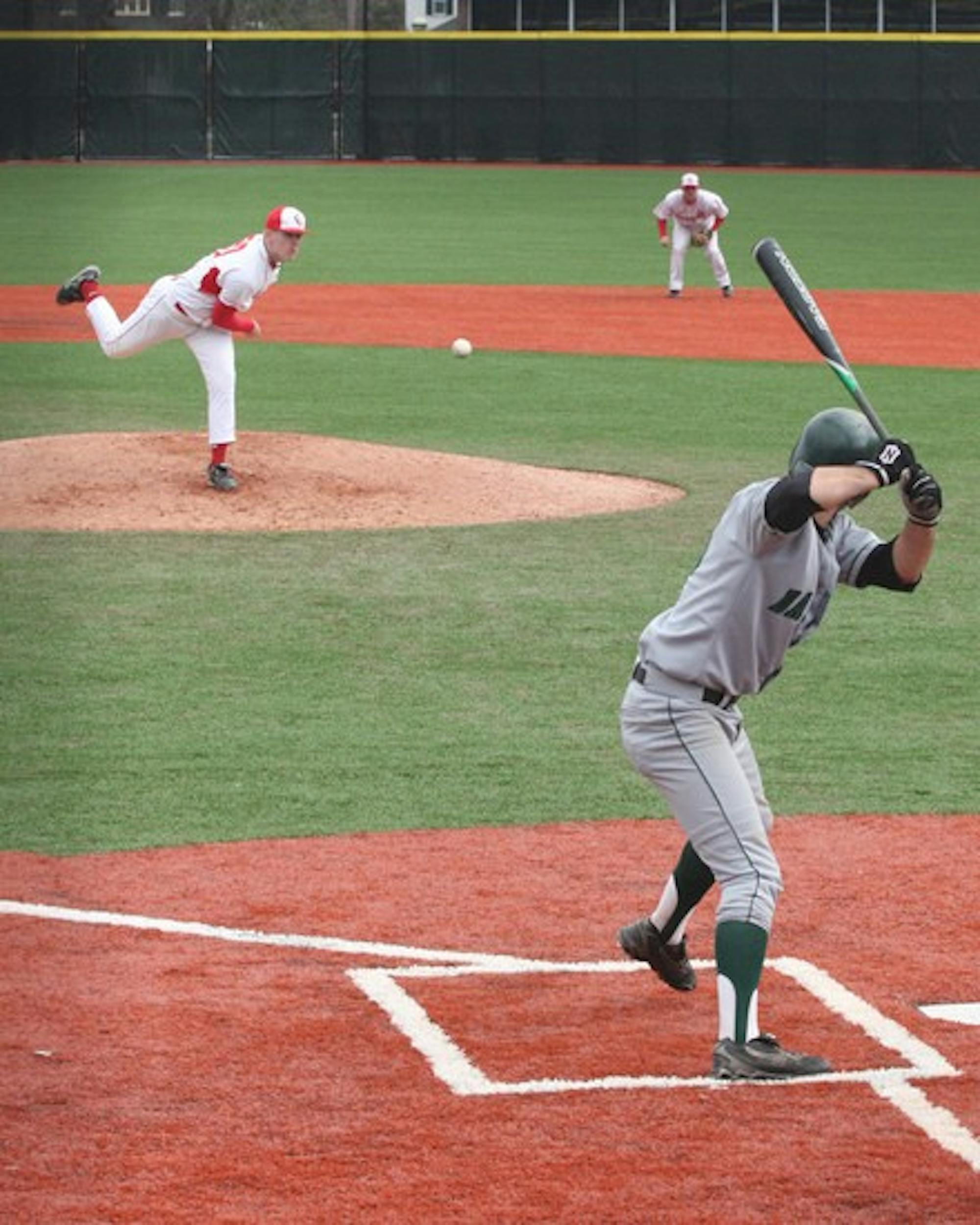 04.01.10.sports.baseball2_Geoff Holman