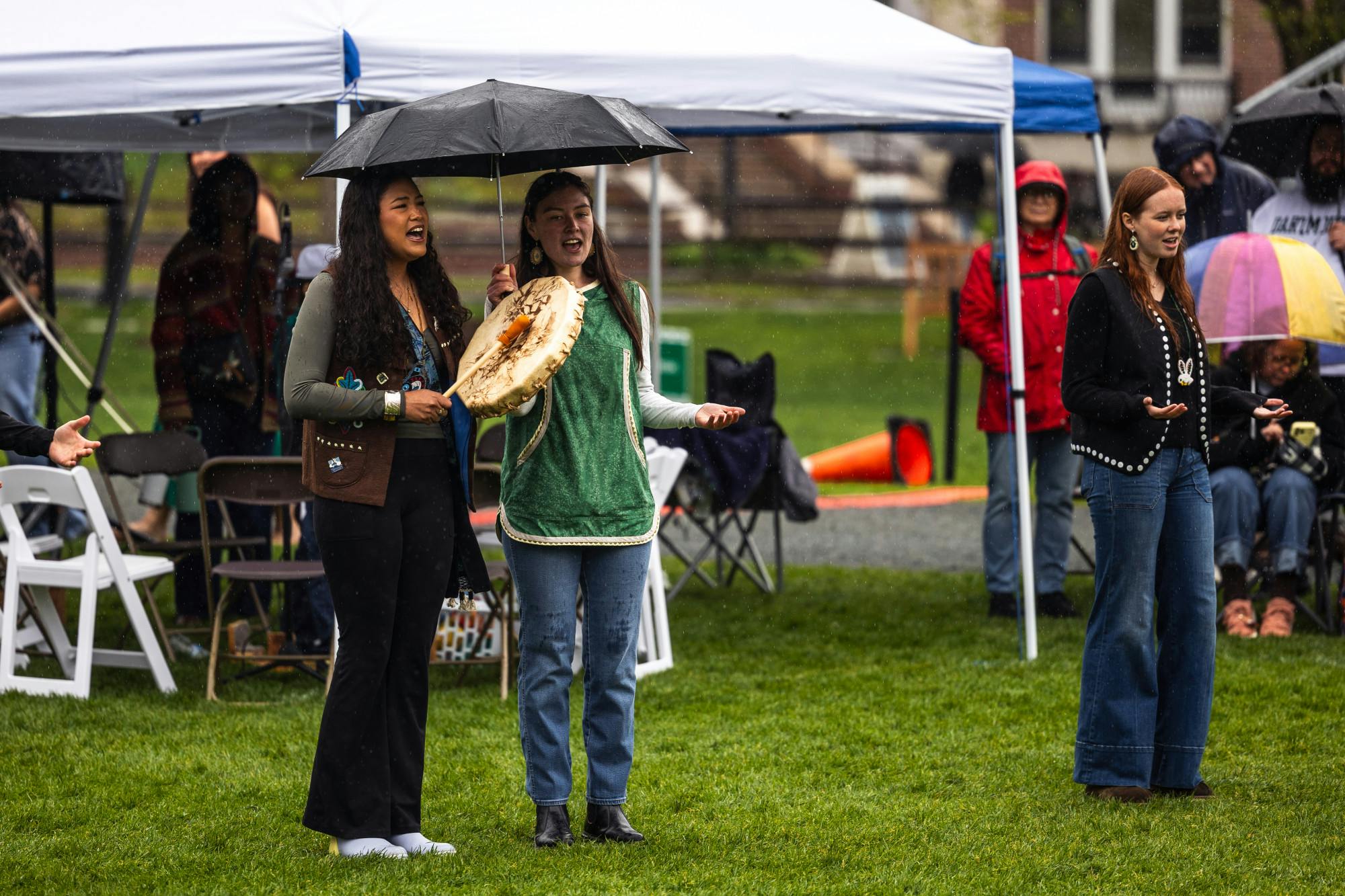 050826-Powwow-SeanHughes-5.jpg