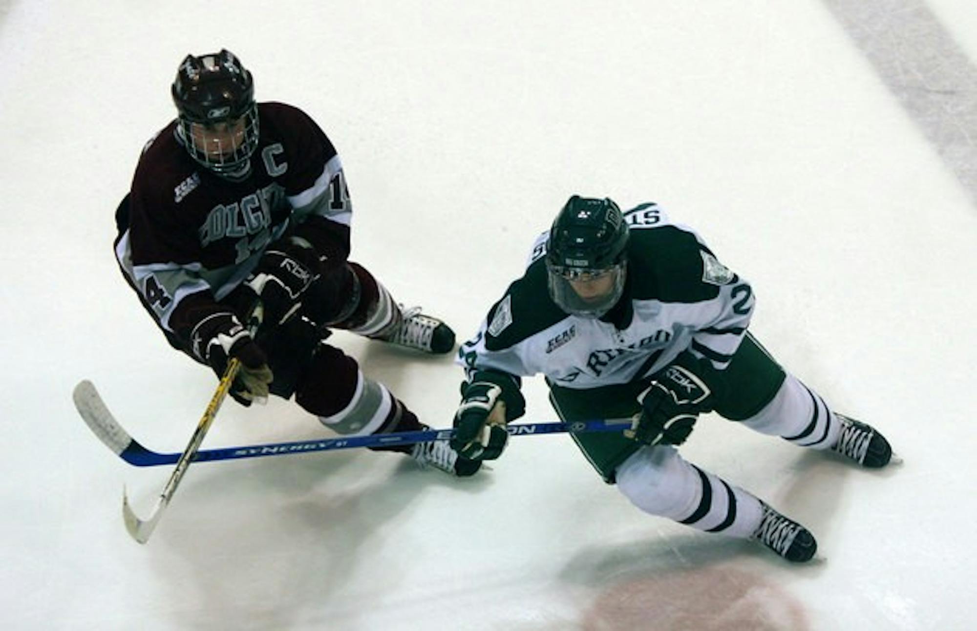 The Big Green men's hockey team refound its groove in a 5-1 thumping of Bentley at home on Saturday.