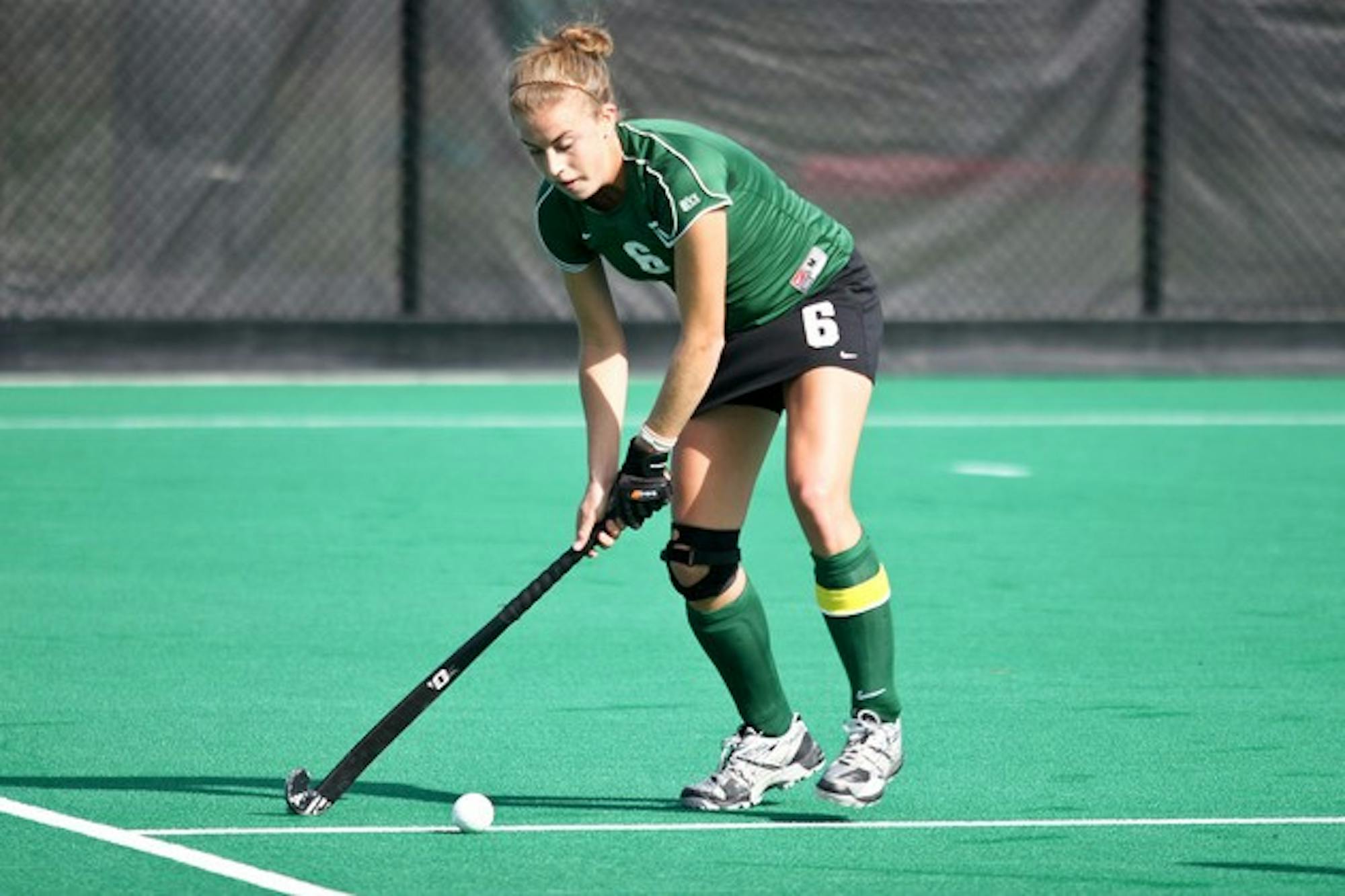 10.04.12.sports.fieldhockey1