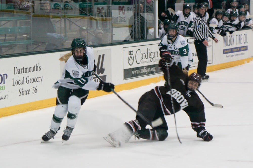 1.21.14.sports.womenshockey