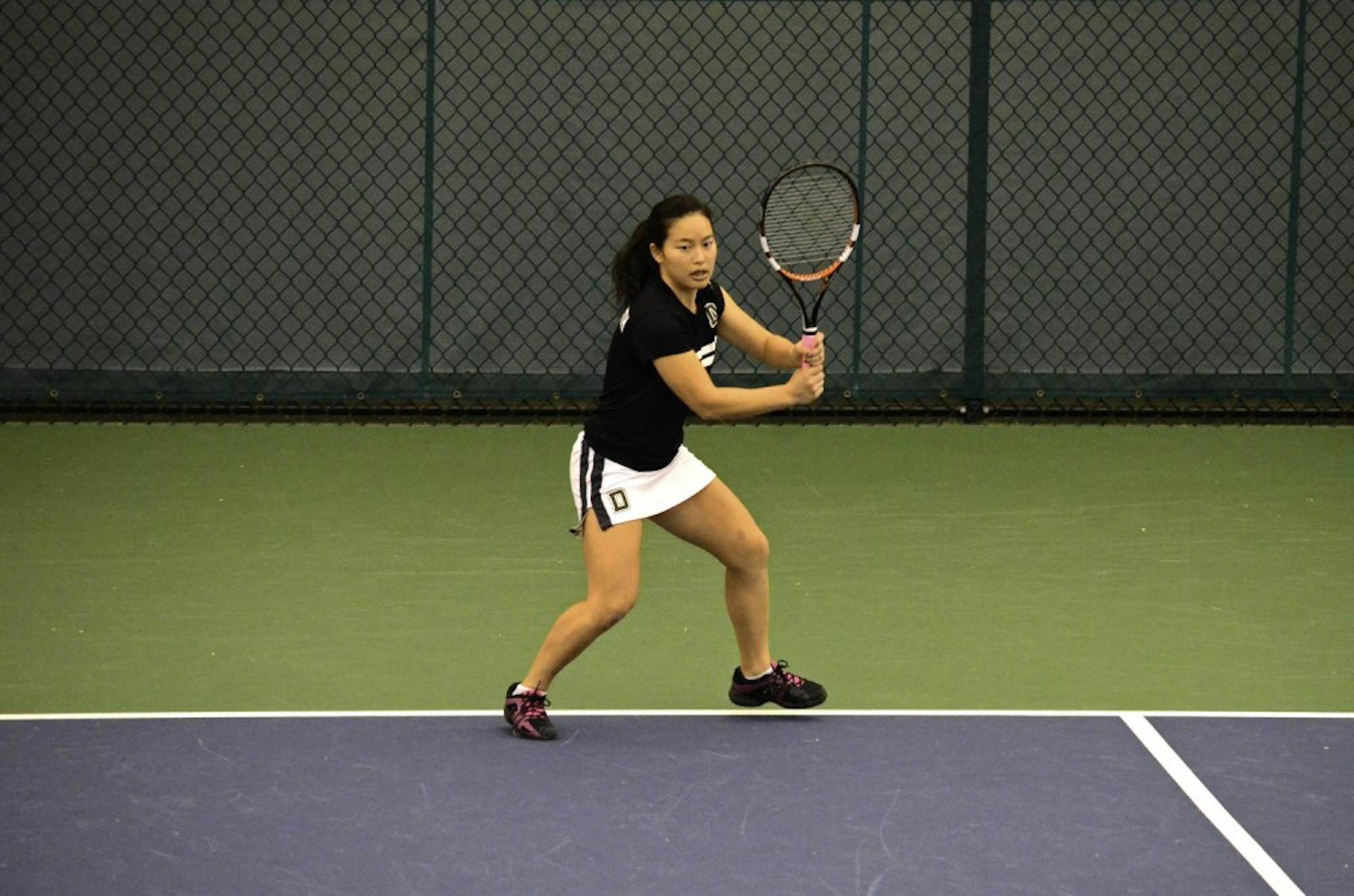11-6-14-sports-womens-tennis-kate-herrington