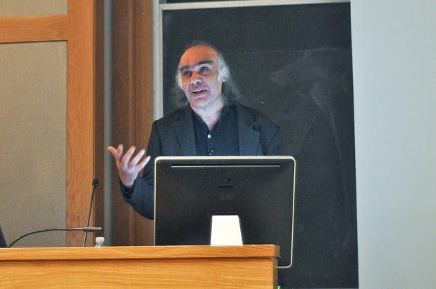 03.04.11.news.AdvertisingLecture