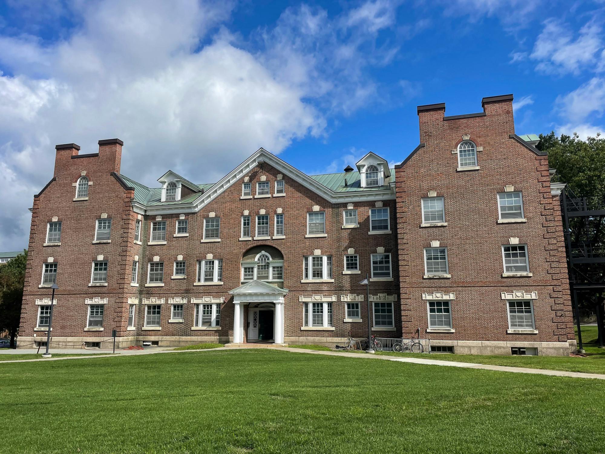 8.22.24_Freshman Dorm_Zoe Olson.jpg