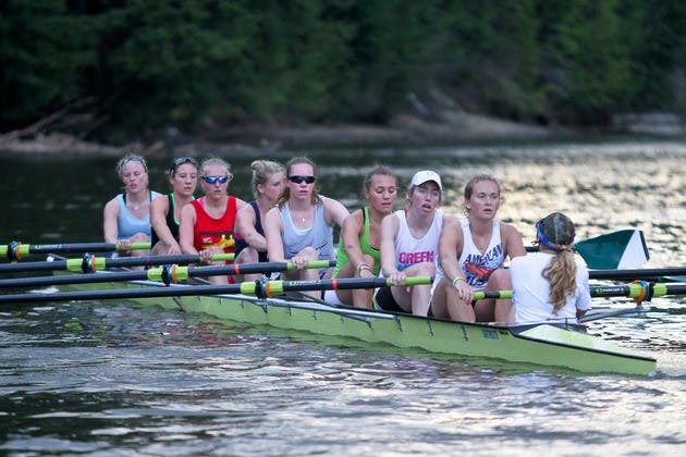 10.25.11.sports.crew2