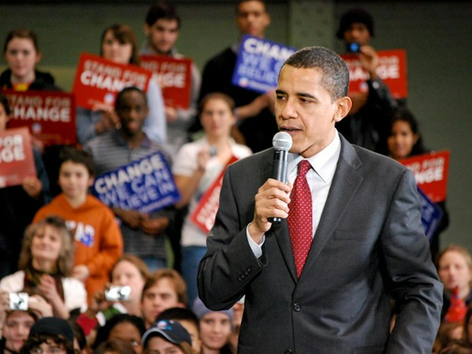 Sen. Barack Obama, D-Ill., spoke to a student-dominated crowd Tuesday morning shortly after polls opened for the New Hampshire primary.