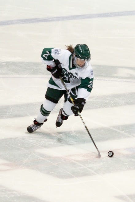 02.14.11.sports.WHockey2