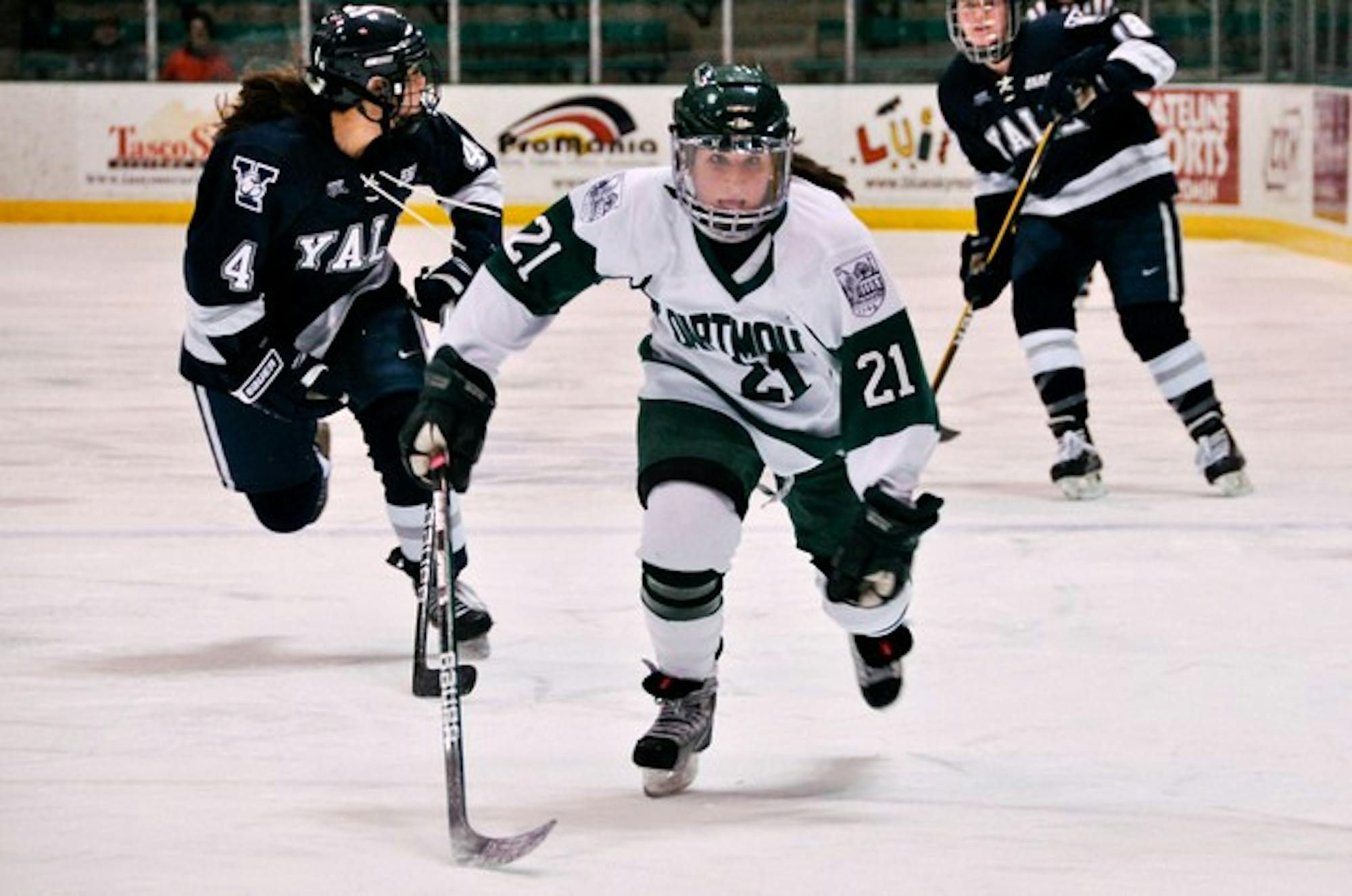02.15.10.sports.whockey