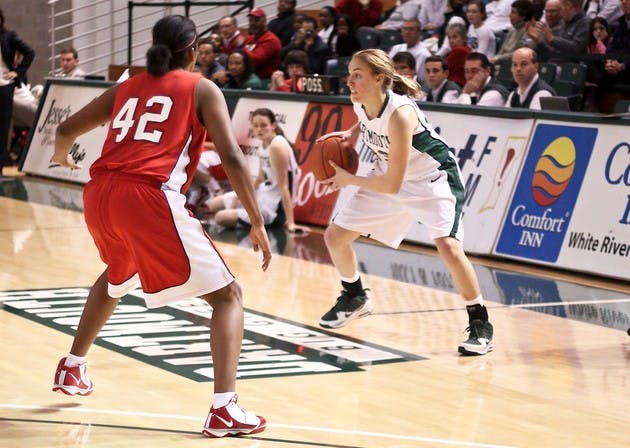 01.04.10.sports.Basketball2