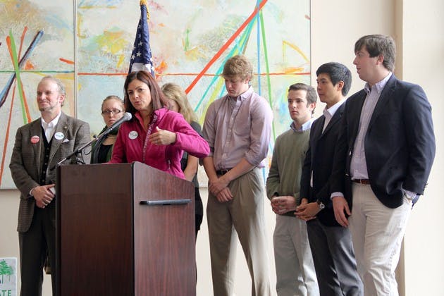 11.01.10.news.ElectionRally