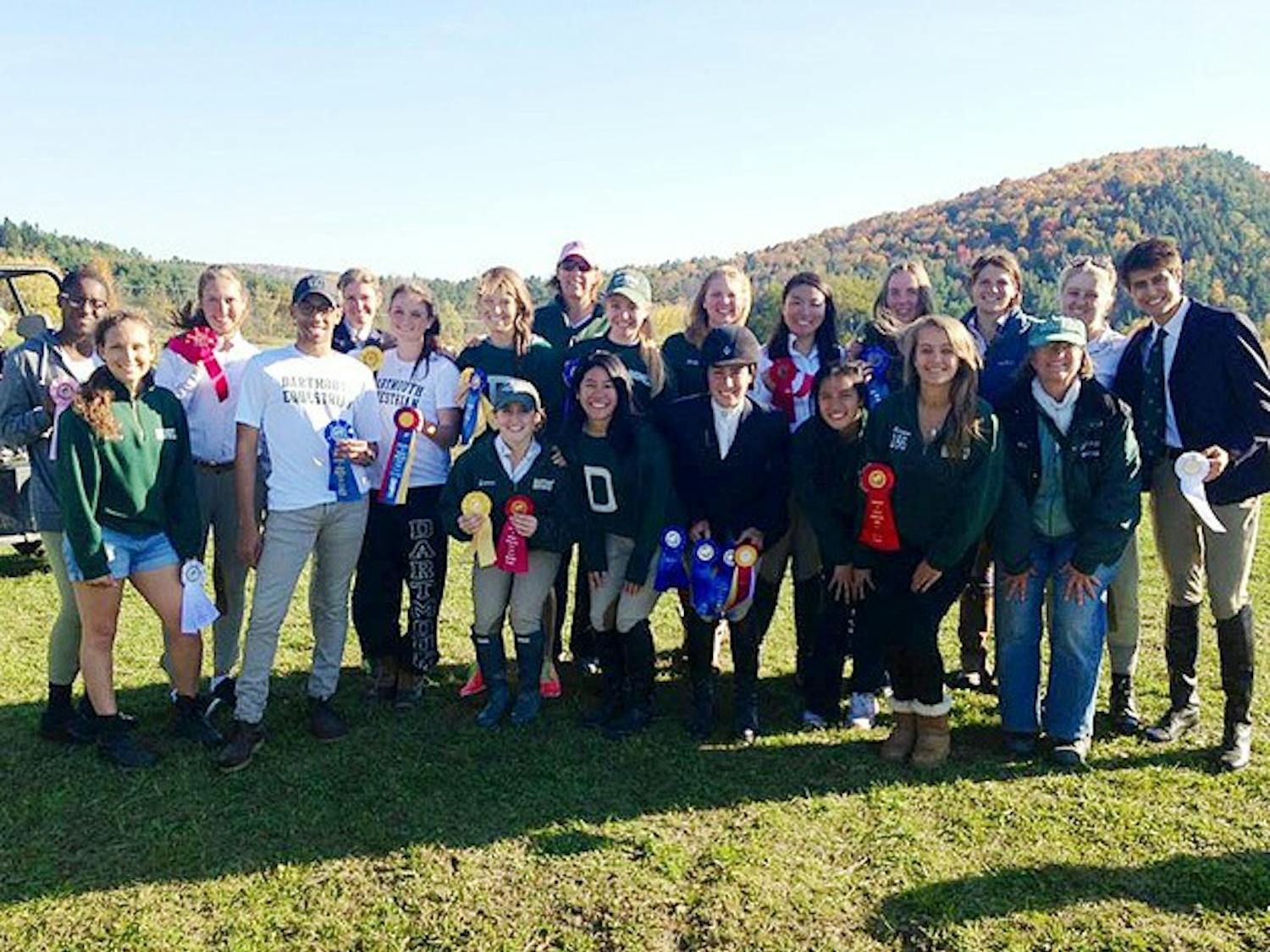 The equestrian team came within three points of a perfect set at their competition on Saturday.