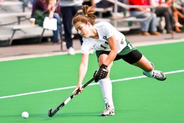 09.29.11.sports.whockey.horz