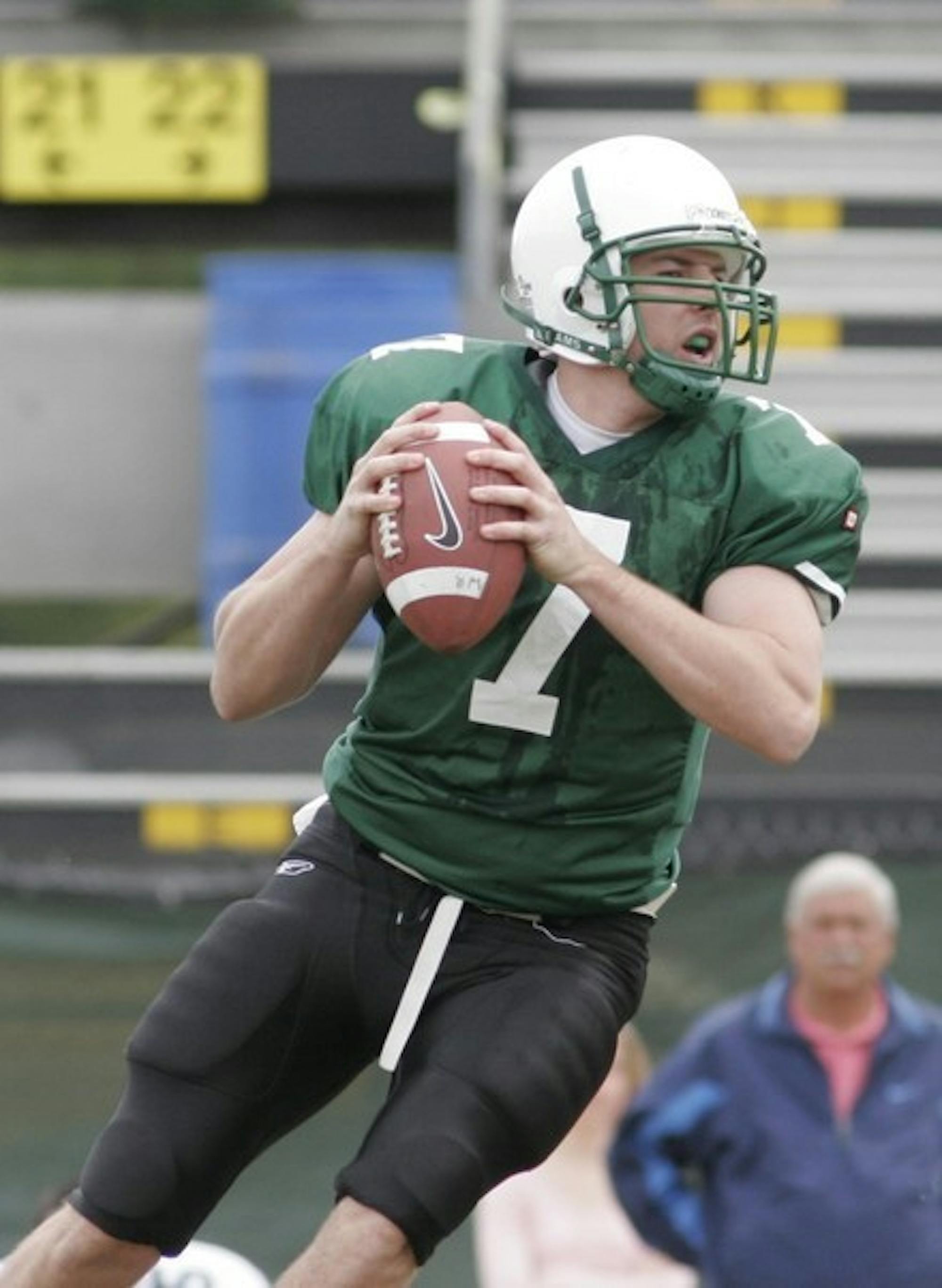 Tom Bennewitz '08 completed 14 of 22 passes for 102 yards in Dartmouth's 28-7 defeat at the hands of the Colgate Red Raiders on Saturday.