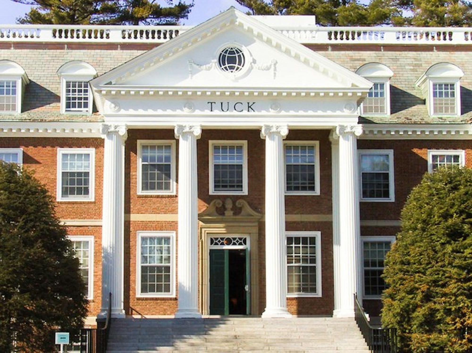 John Donahoe '82, president and CEO of eBay, Inc., spoke at Tuck's Investiture ceremony the day before the College's Commencement ceremony.