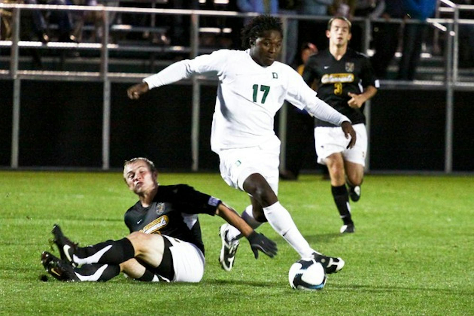 03.04.10.sports.soccer