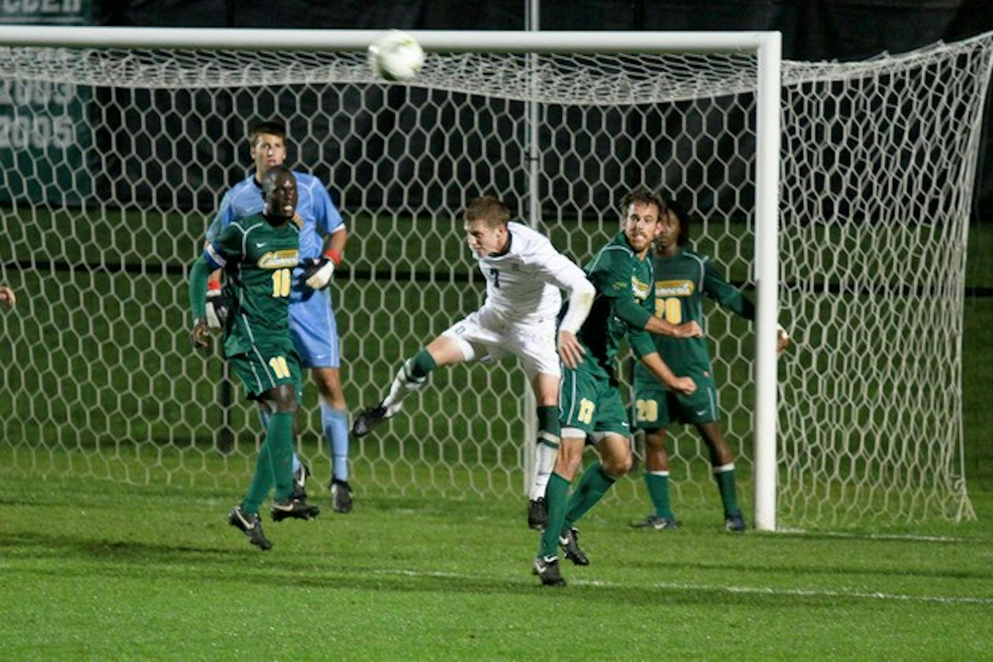 10.05.11.sports.Soccer