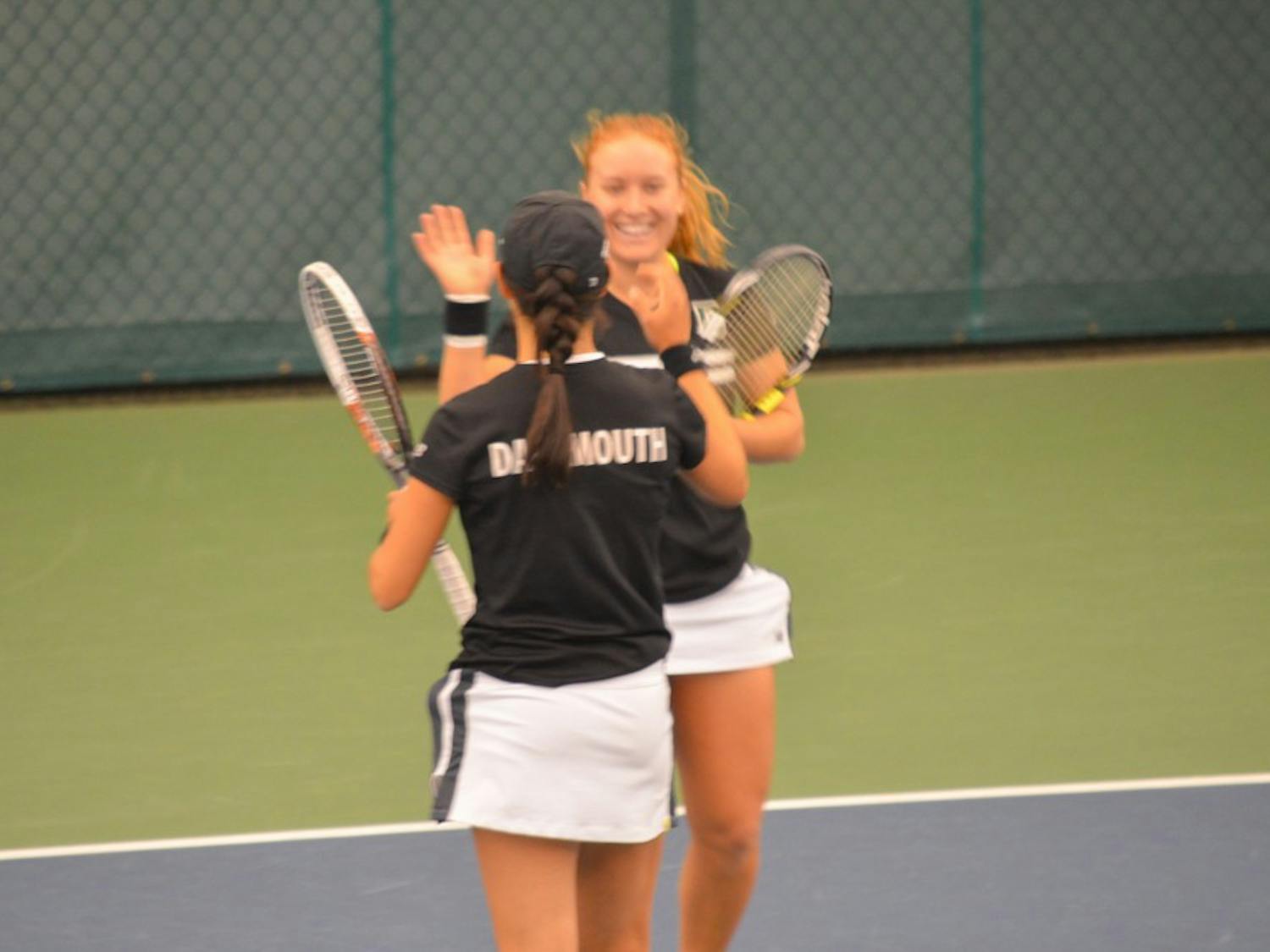 Taylor Ng ’17 and Kristina Mathis ’18 dominated this season.