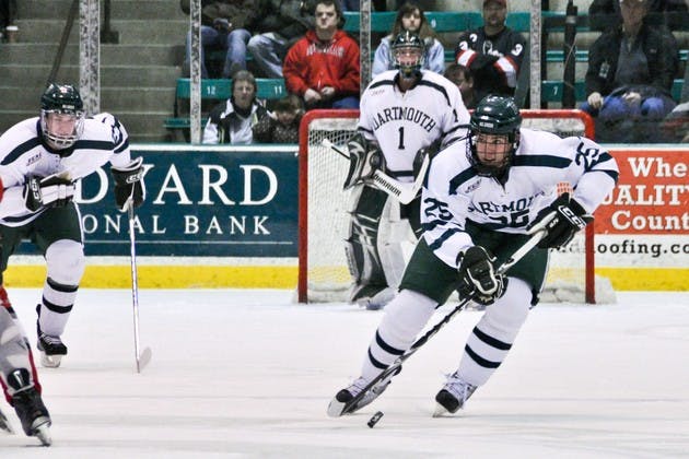 02.15.10.sports.mhockey