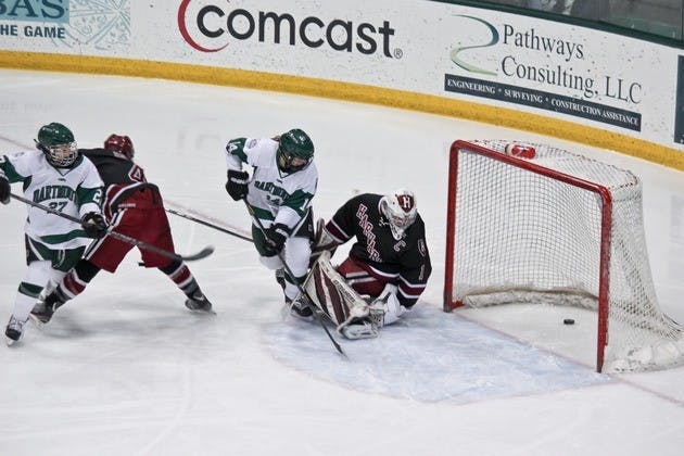 2.4.13.sports.womens-hockey