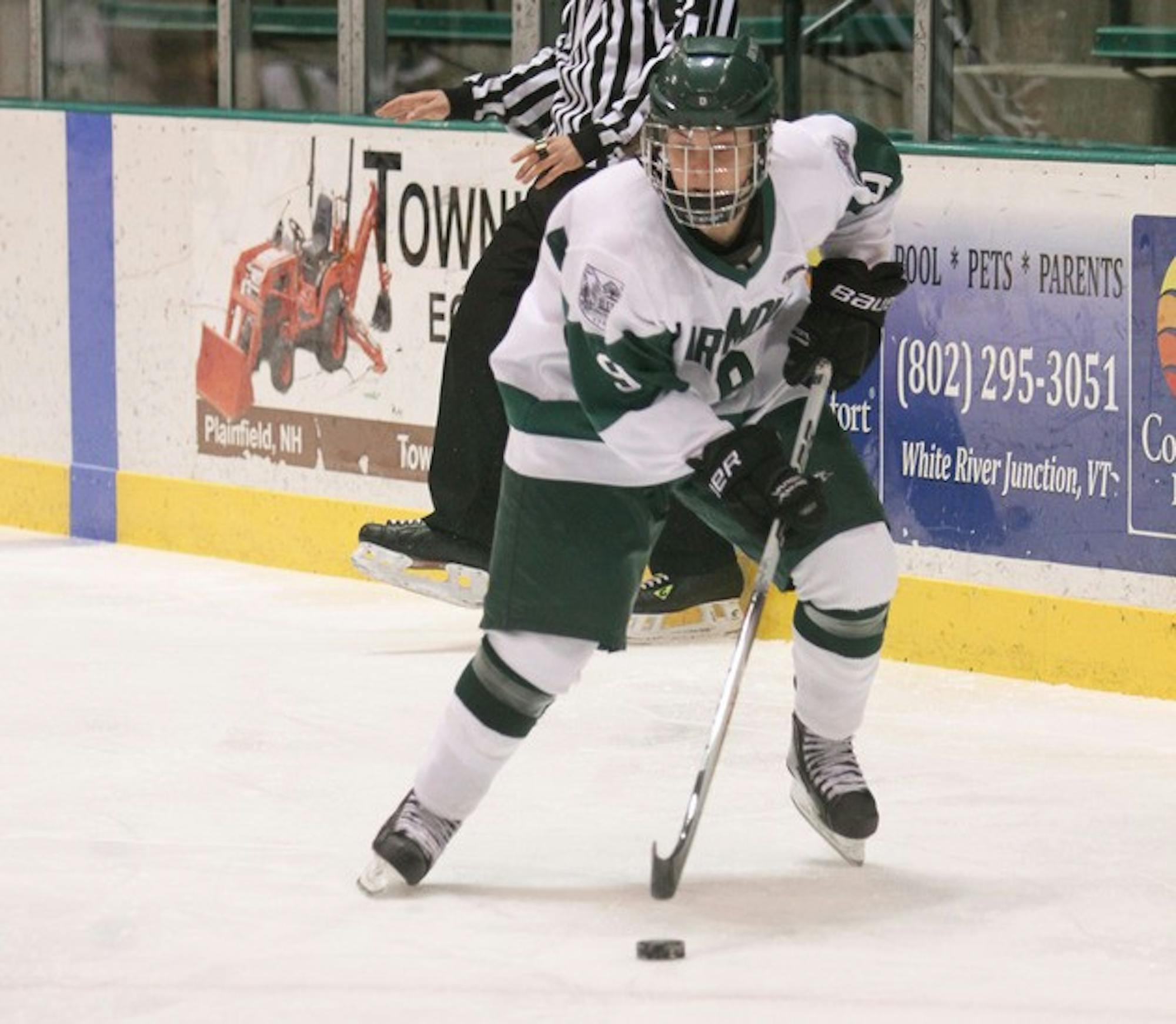 10.24.11.sports.WHockey