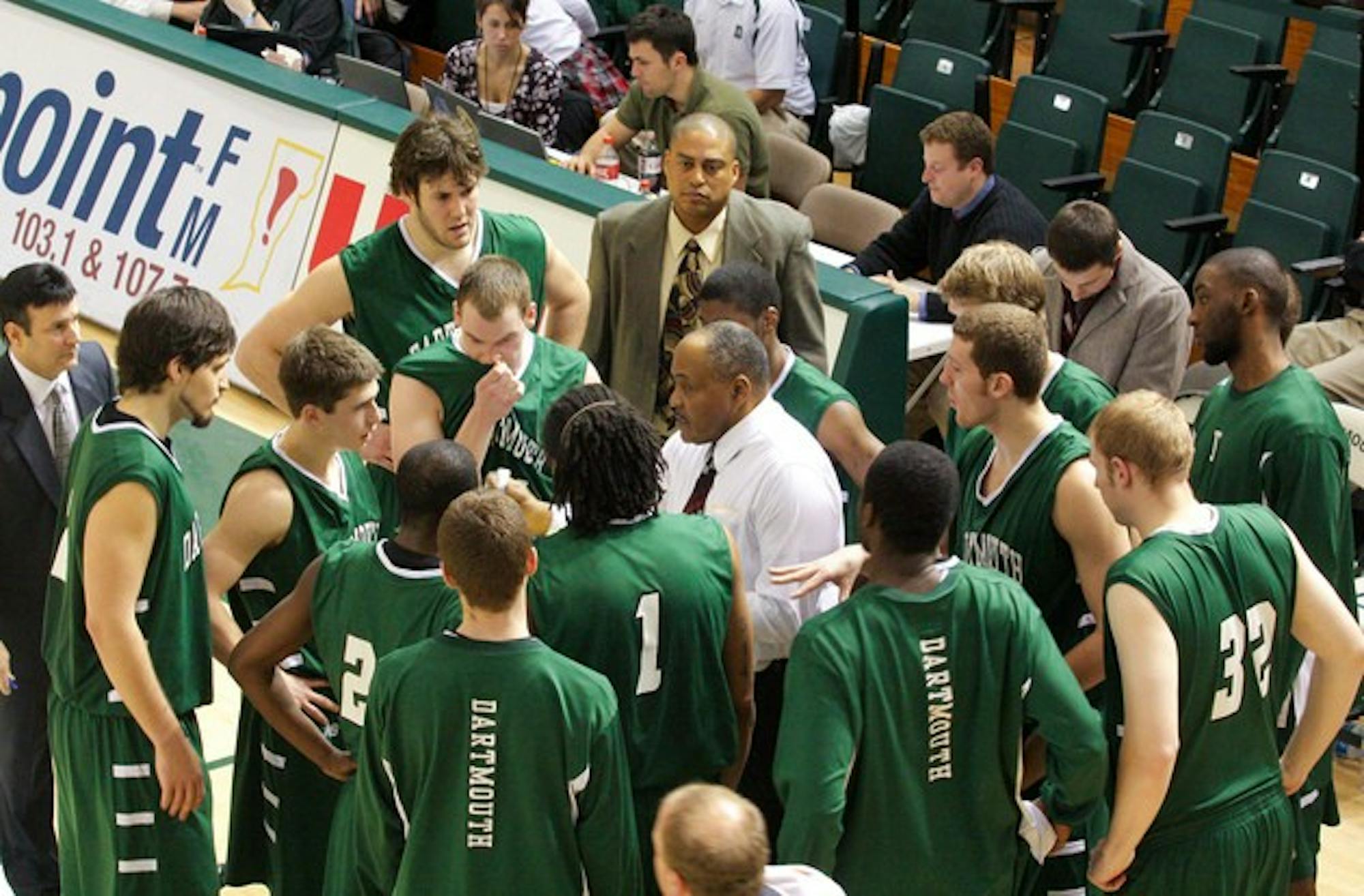 /TThe Dartmouth men's basketball team is off to its best start in conference play in 10 years, currently claiming the number-three spot in the Ivy League standings.