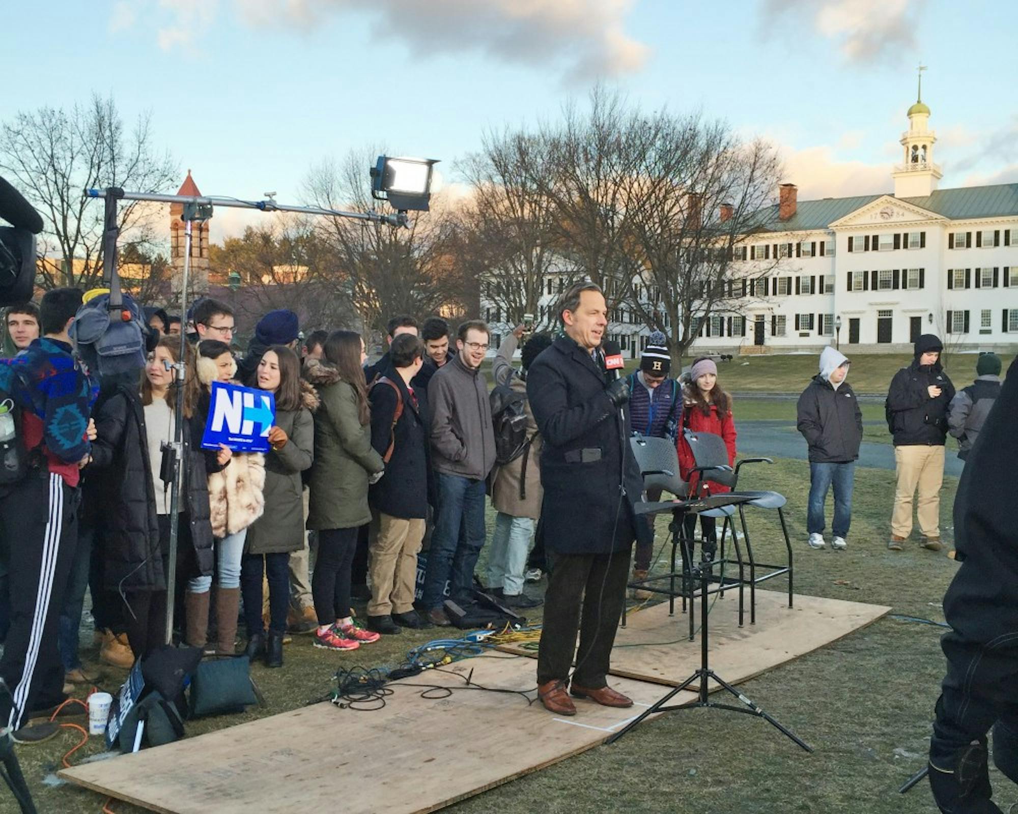 Jake Tapper ’91 filmed a segment focused on the election for his show, “The Lead,” on the Green on Friday afternoon.