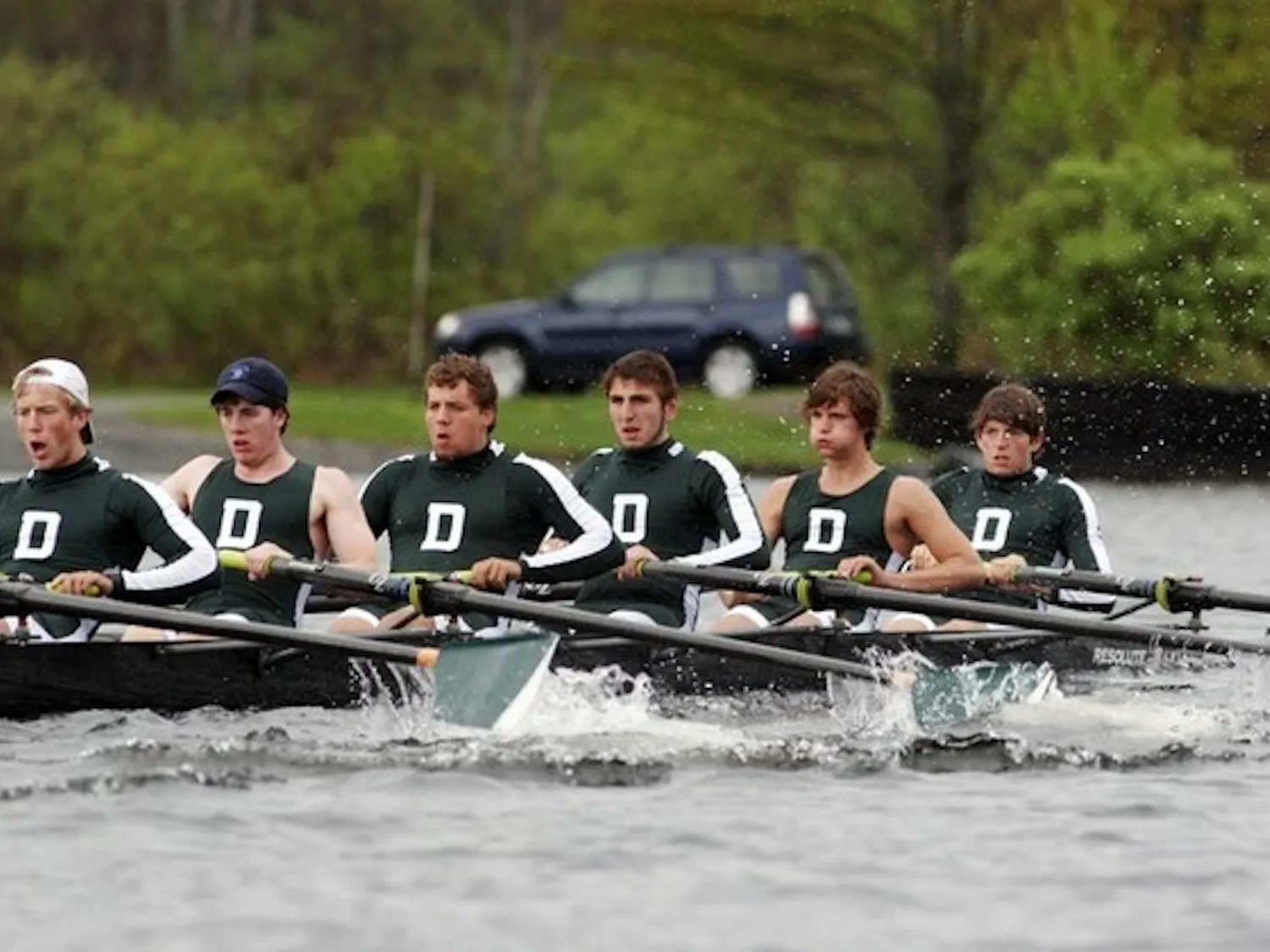Men's heavyweight crew finished 40th at the Head of the Charles Regatta.