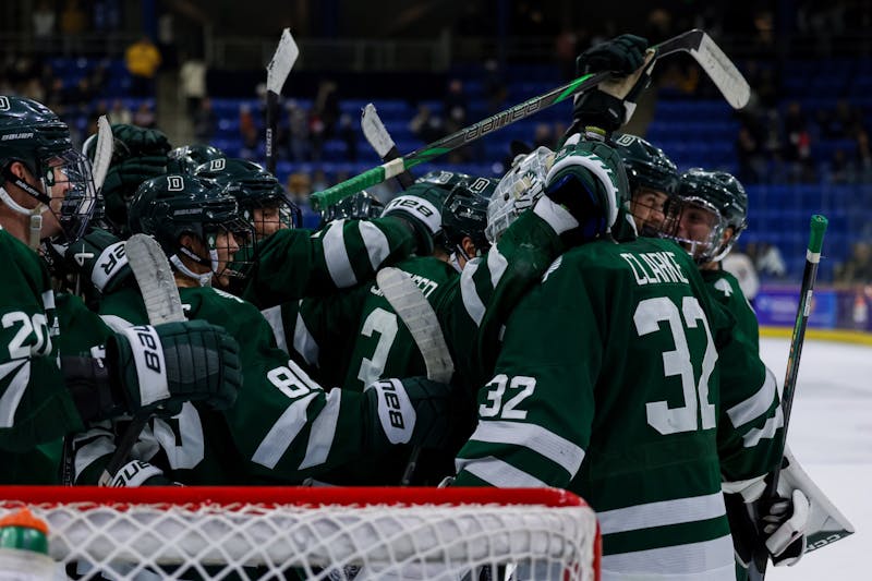 Men’s hockey three-game losing streak ends in weekend split to ECAC rivals