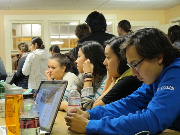 10.15.13.news.nativeflyindinner