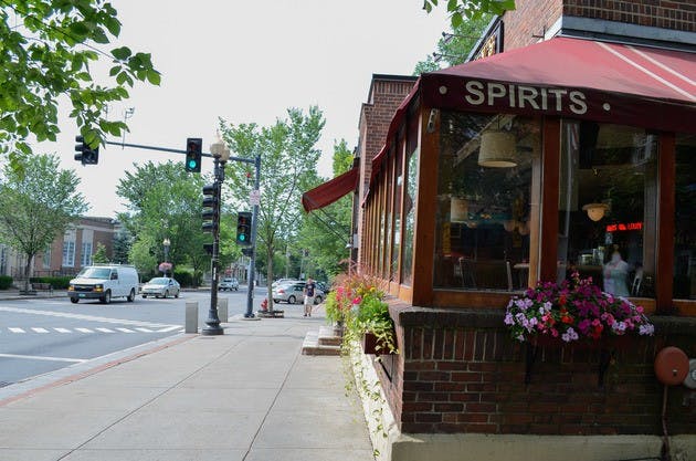 freshmenissue.mirror.mainst