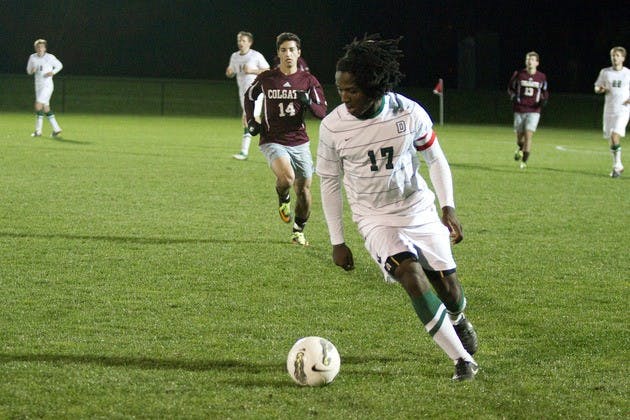 10.31.11.sports.MSoccer1