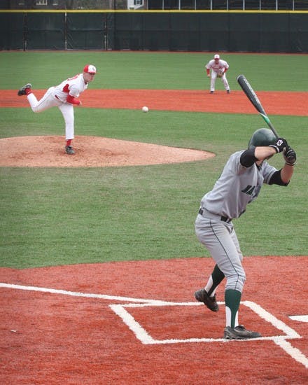 04.01.10.sports.baseball2_Geoff Holman