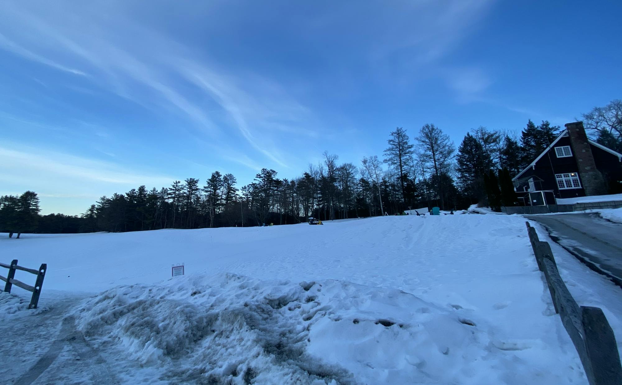 golf_course_winter.png