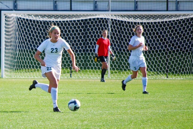 09.14.10.sports.Wsoccer