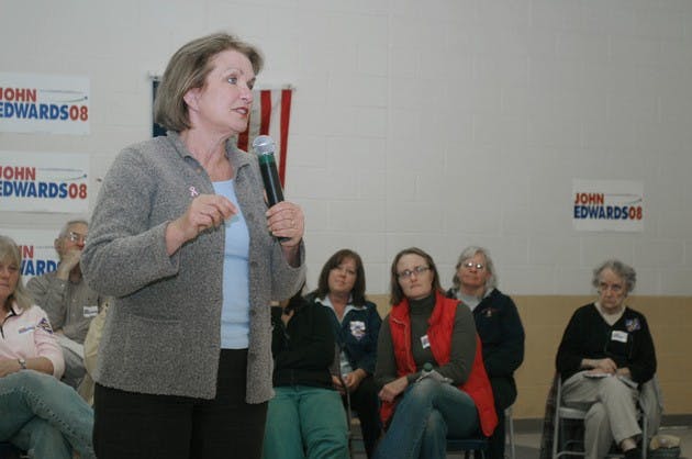 The wife of former Sen. John Edwards, Elizabeth Edwards, spoke at Hanover High School on Saturday on behalf of her husband's campaign for president.