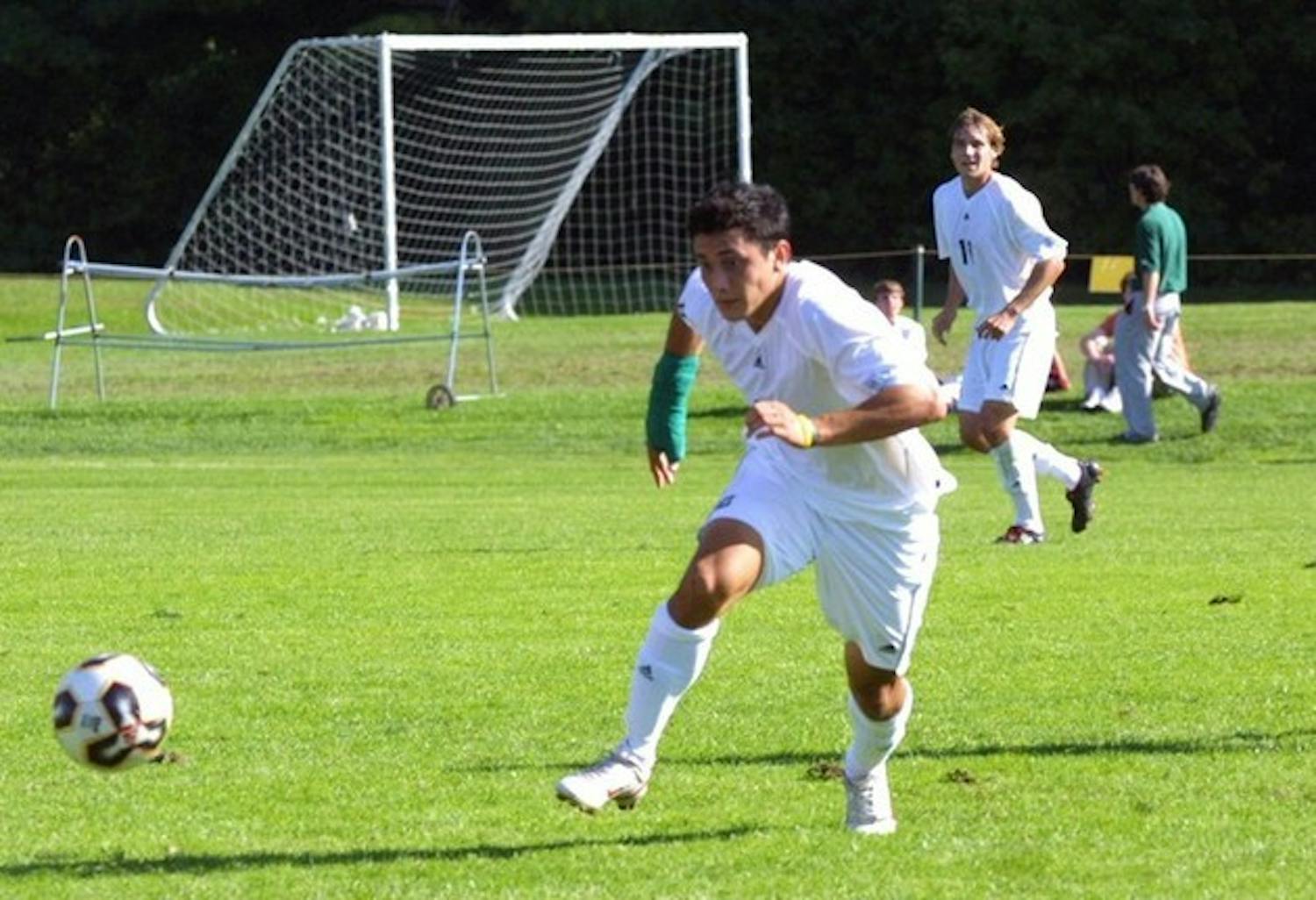 Tom Lobben '08 will attempt to help the men's soccer team score a win over Brown on Saturday.