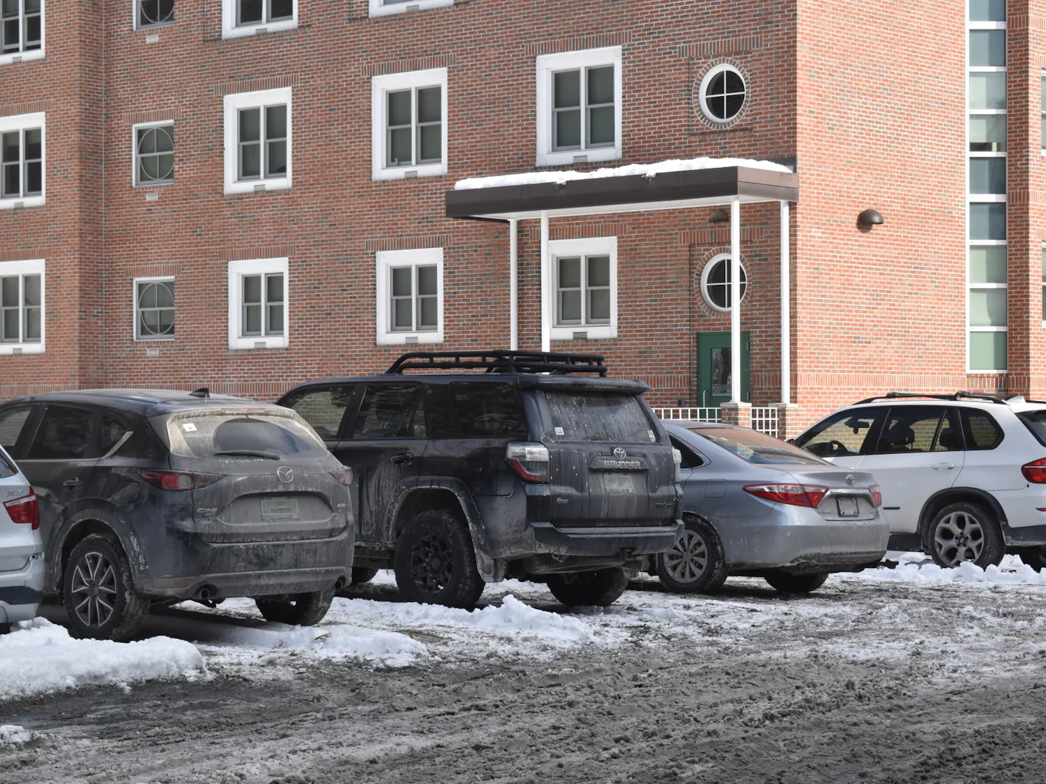 020426-charliepeterson-parkedcars.jpg