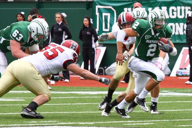 11.01.10.sports.football