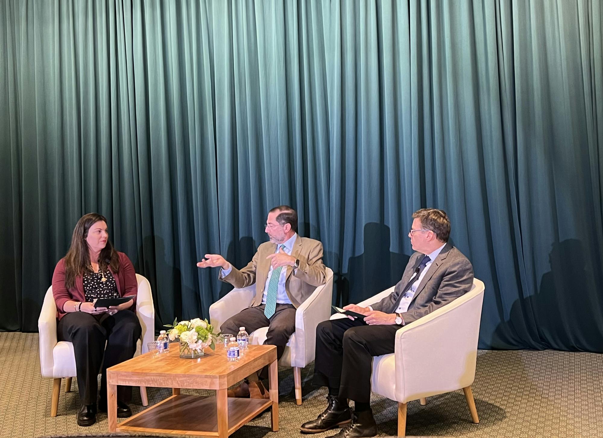 Alex Azar Event.heic