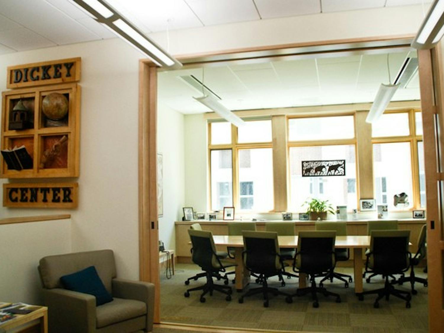 11.10.10.news.dickey