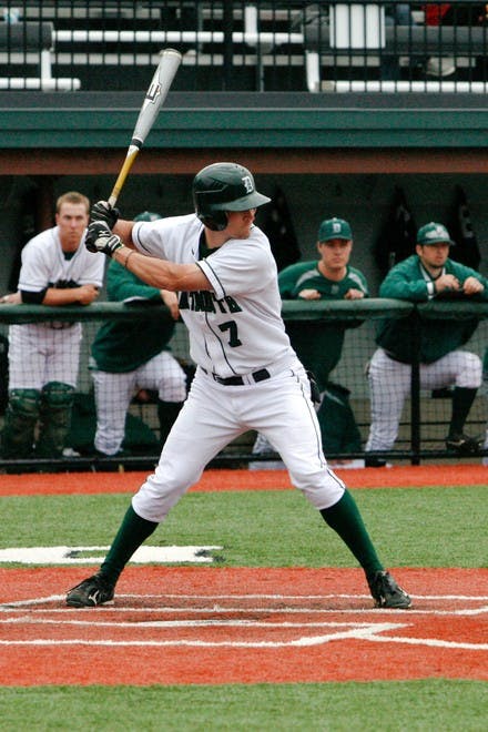 04.09.10.sports.baseball