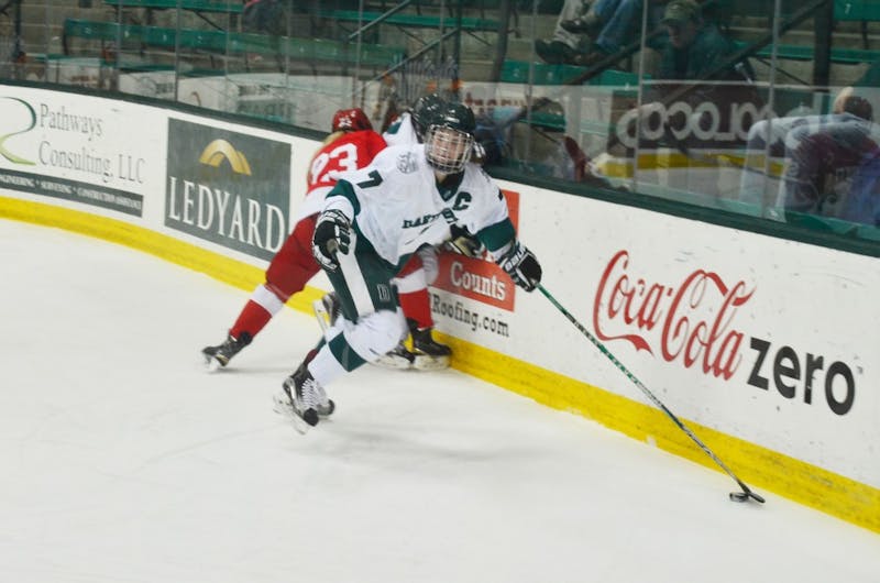 Laura Stacey - Women's Ice Hockey - Dartmouth College Athletics