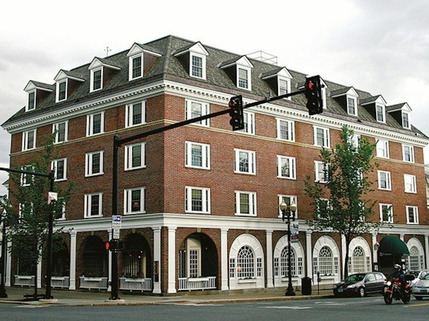 The Pyramid Hotel Group will begin running the daily operations of the Hanover Inn on August 1.